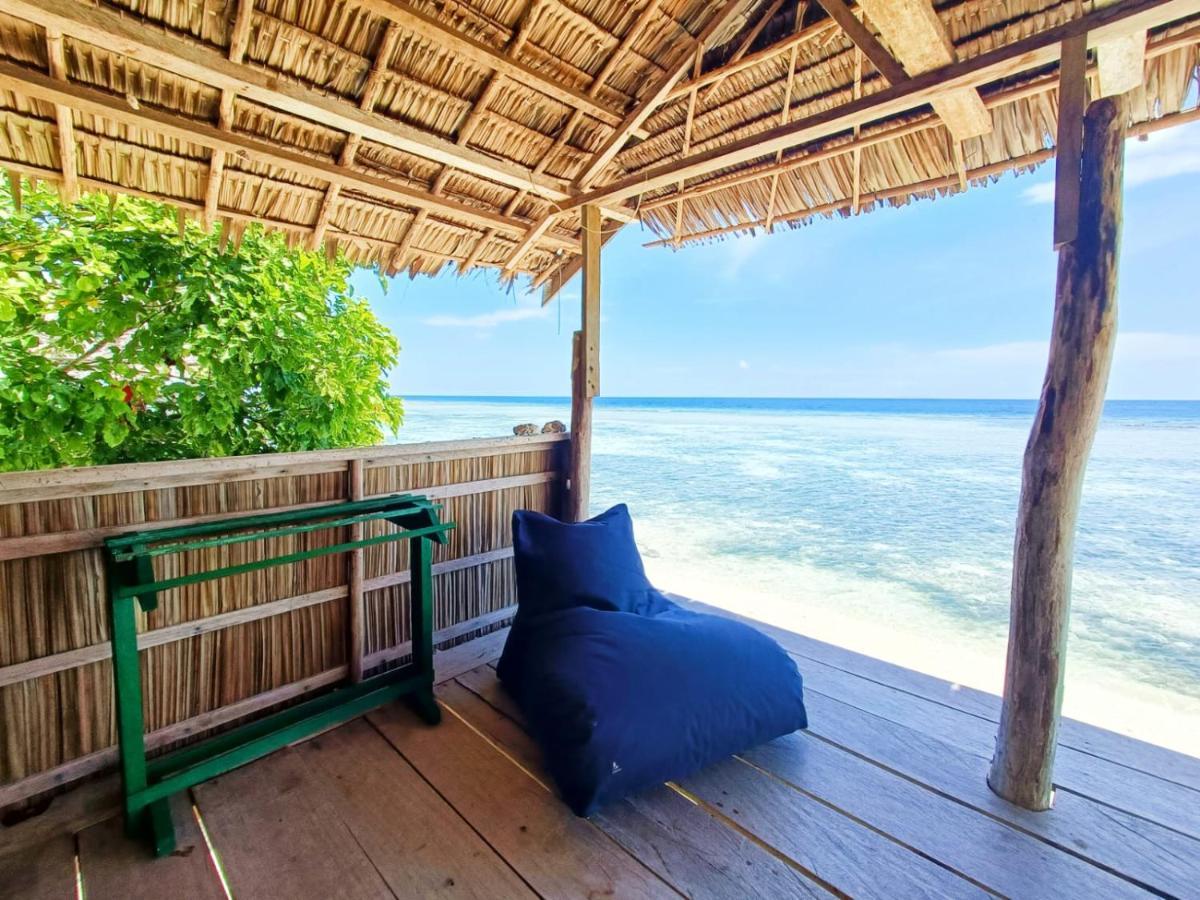 West Mansuar Homestay Pulau Mansuar 외부 사진